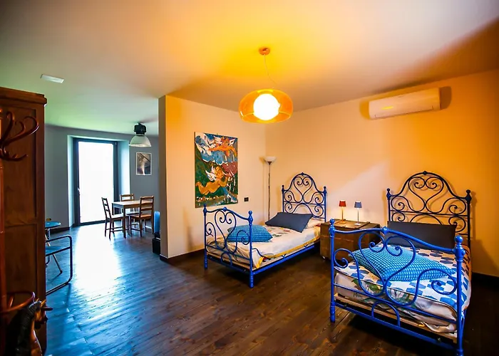 Piazzaga565 Lodge Torno