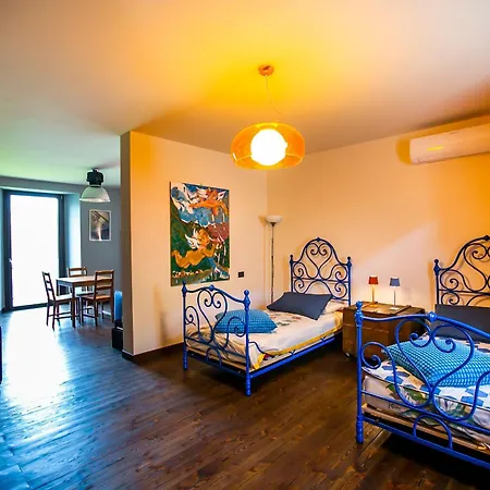 Piazzaga565 山林小屋 托尔诺